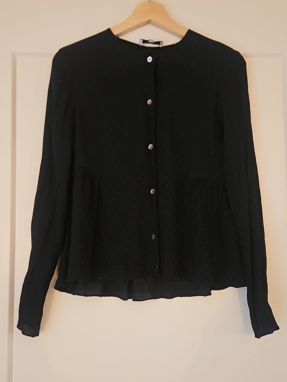 VINCE  Black Dot Jacquard Ruched Long Sleeve Silk Chiffon Blouse - Picture 3 of 5